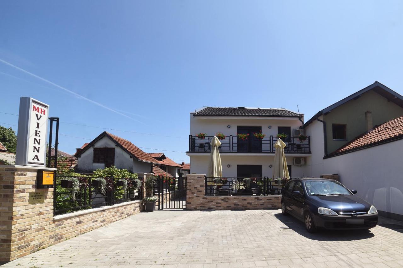 "Mini Hotel Vienna" Apartments Vrnjačka Banja Kültér fotó